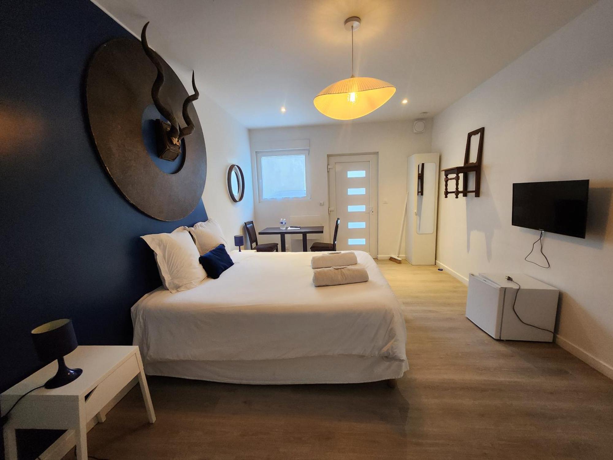 Chambres Privees Hyper-Centre Epernay Lit 160X200Cm Exterior photo