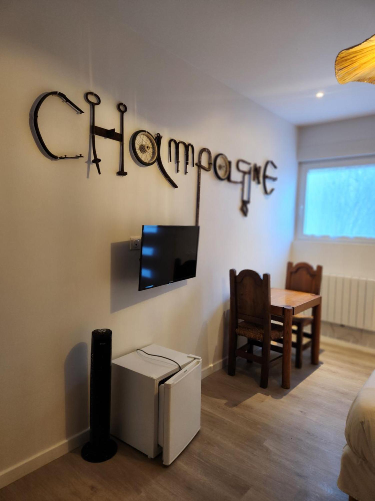 Chambres Privees Hyper-Centre Epernay Lit 160X200Cm Exterior photo